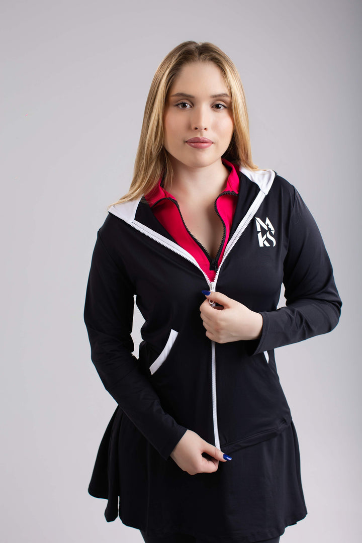 Chaqueta Negra Con Capucha Blanca