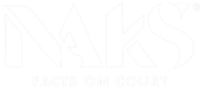 Naks Color Swatch - El logotipo de Naks en blanco con la frase "Facts on Court" debajo